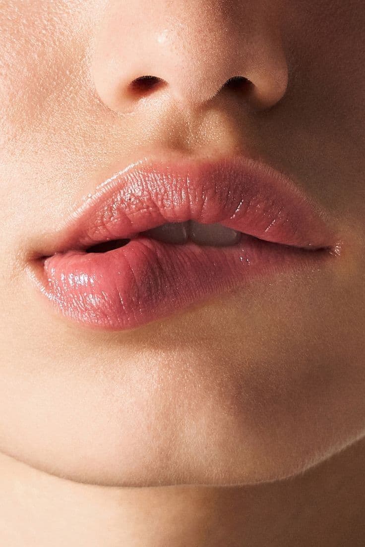 Mouth Corner / DAO